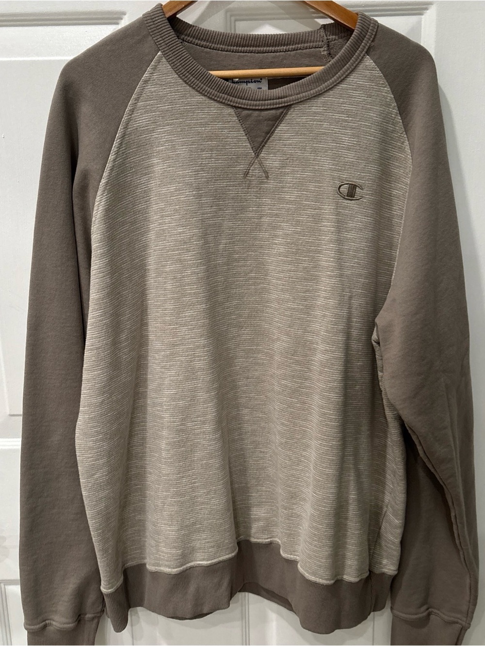 Champion Reverse Weave Crewneck Sweatshirt Men’s XL Beige Brown Colorblock